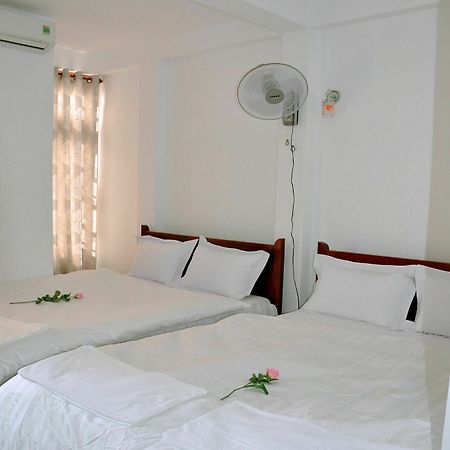 הואה Ngoc Tung Mini Hotel מראה חיצוני תמונה