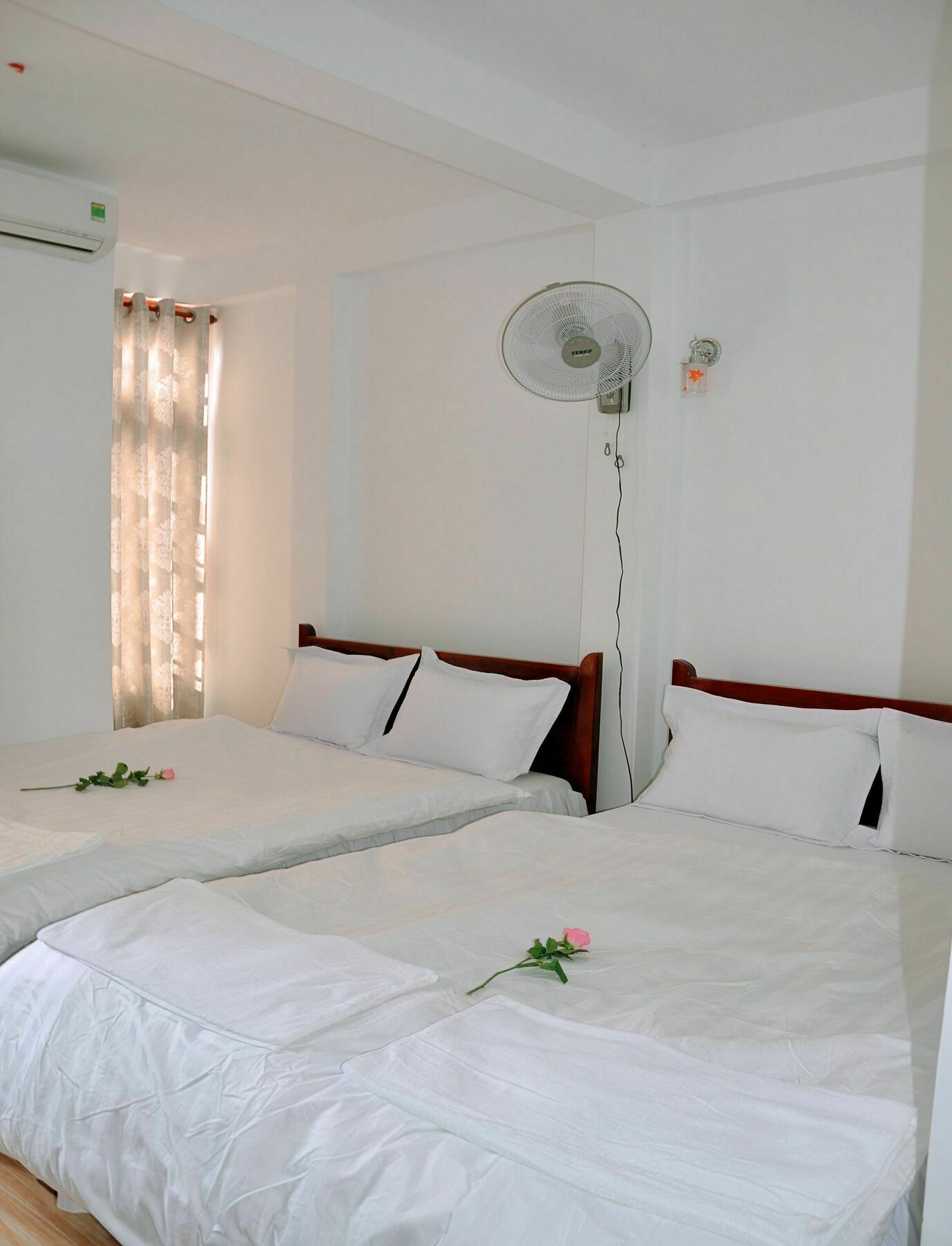 הואה Ngoc Tung Mini Hotel מראה חיצוני תמונה